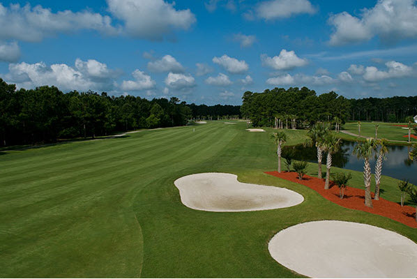 Image: Sand bunkers on fairway at International Golf Club