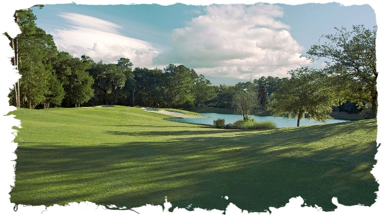 10th hole on Crescent Pointe Golf Club