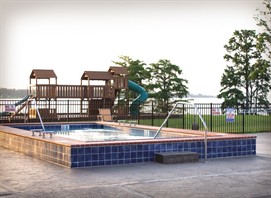 Image: Large hot tub